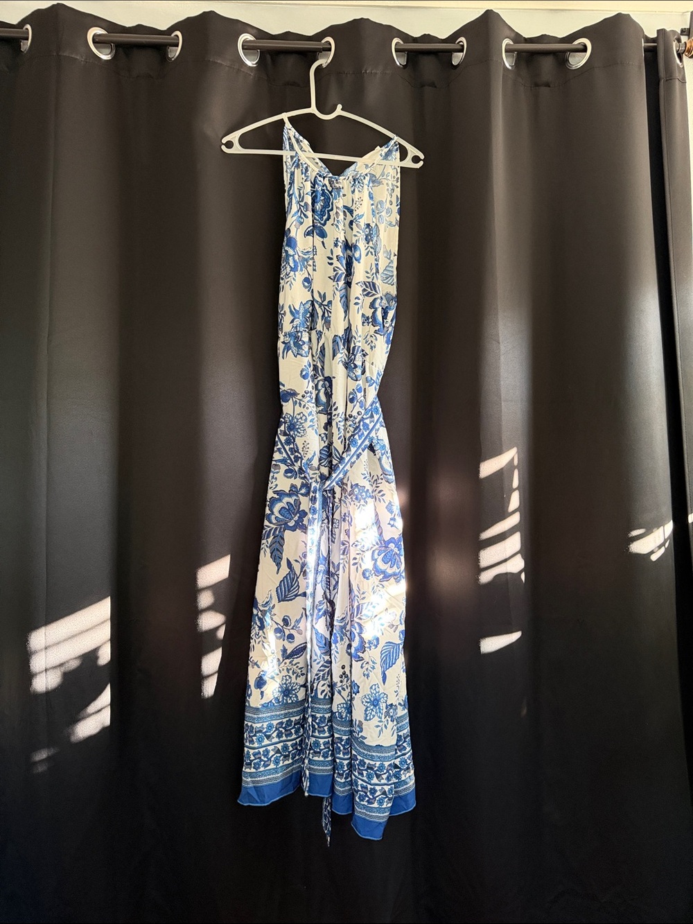 SHEIN Blue and White Floral Tie-Waist Maxi Dress